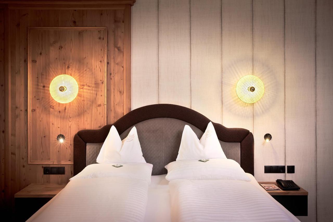 Hotel Neue Post Mayrhofen Ngoại thất bức ảnh